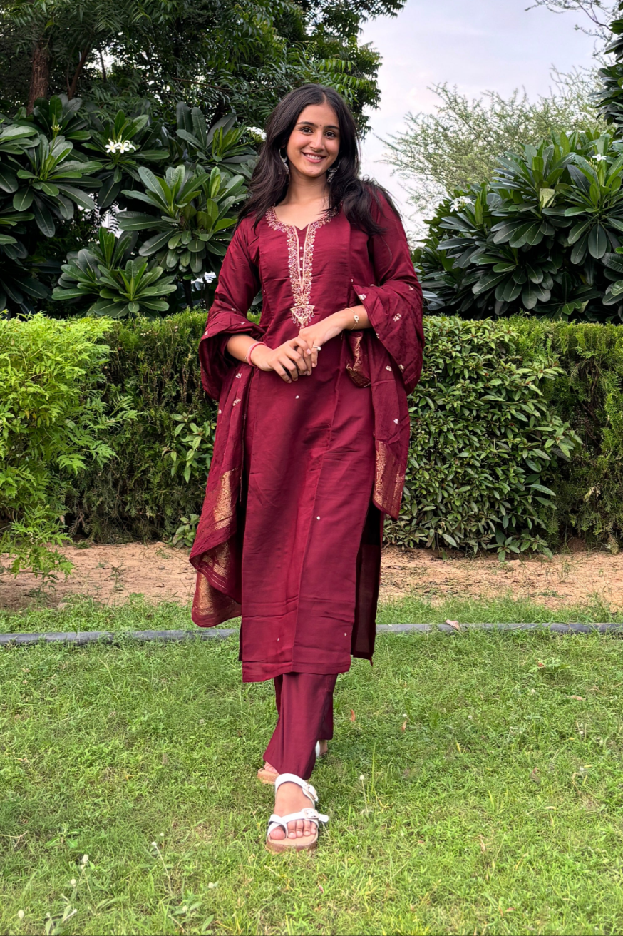 Mahira Maroon Roman Silk Set