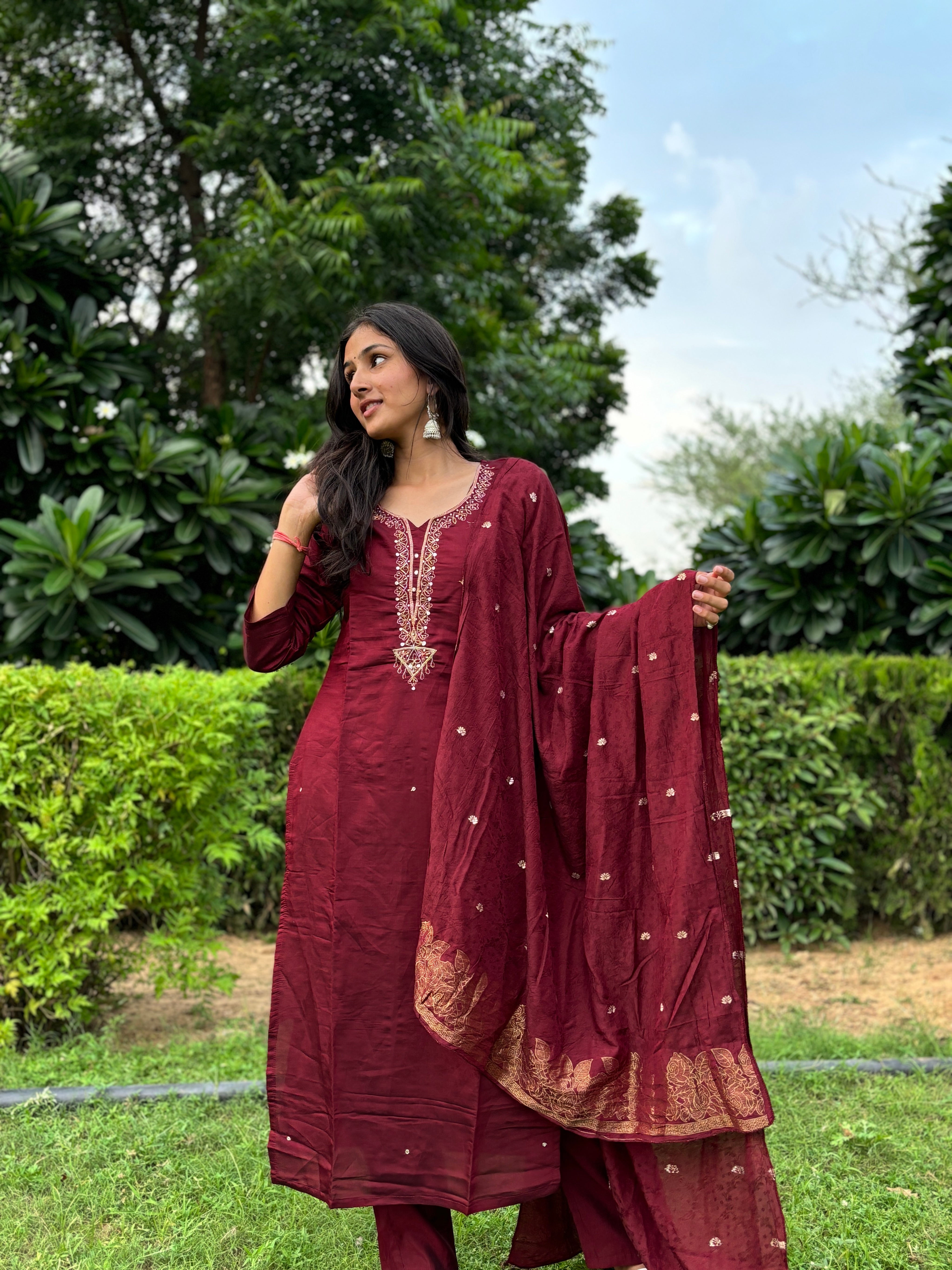 Mahira Maroon Roman Silk Set